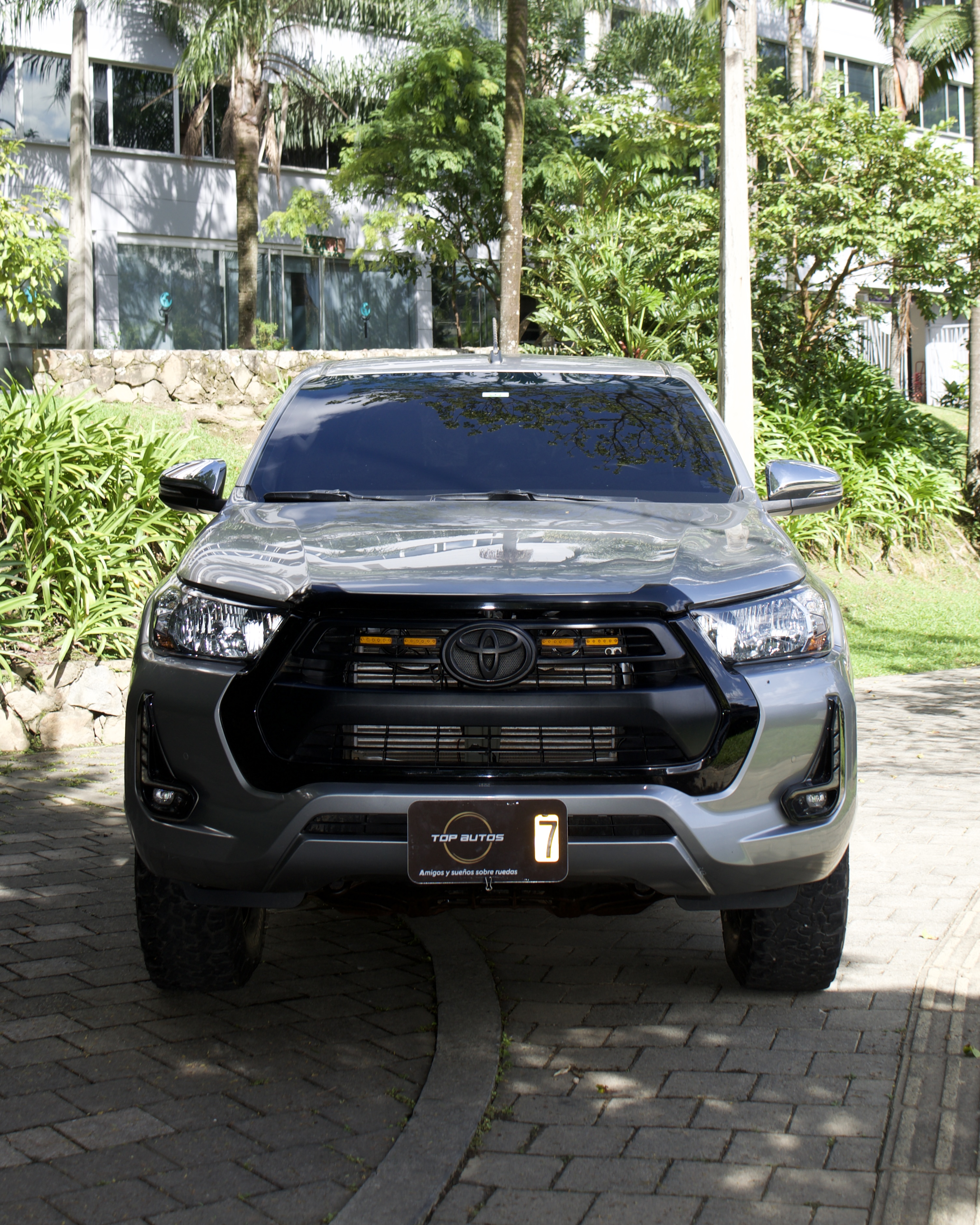 Toyota Hilux SRV